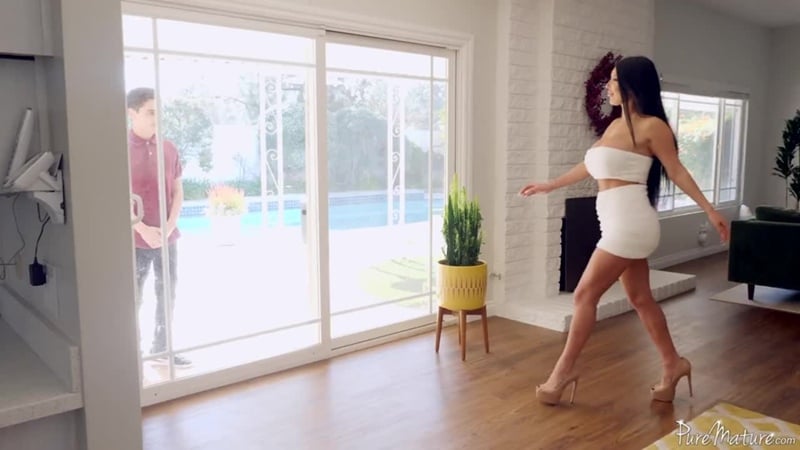 August tpornr – a mother's love